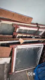 Metal windows and Ji pipes