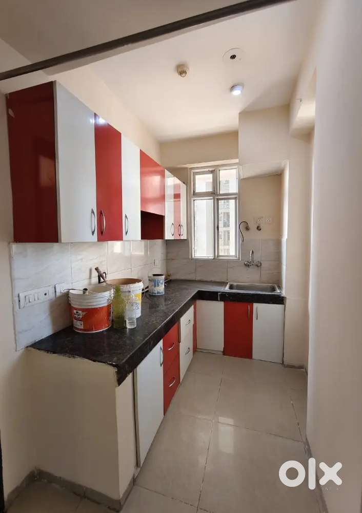 Panchsheel green 2bhk semi luxury flat for rent