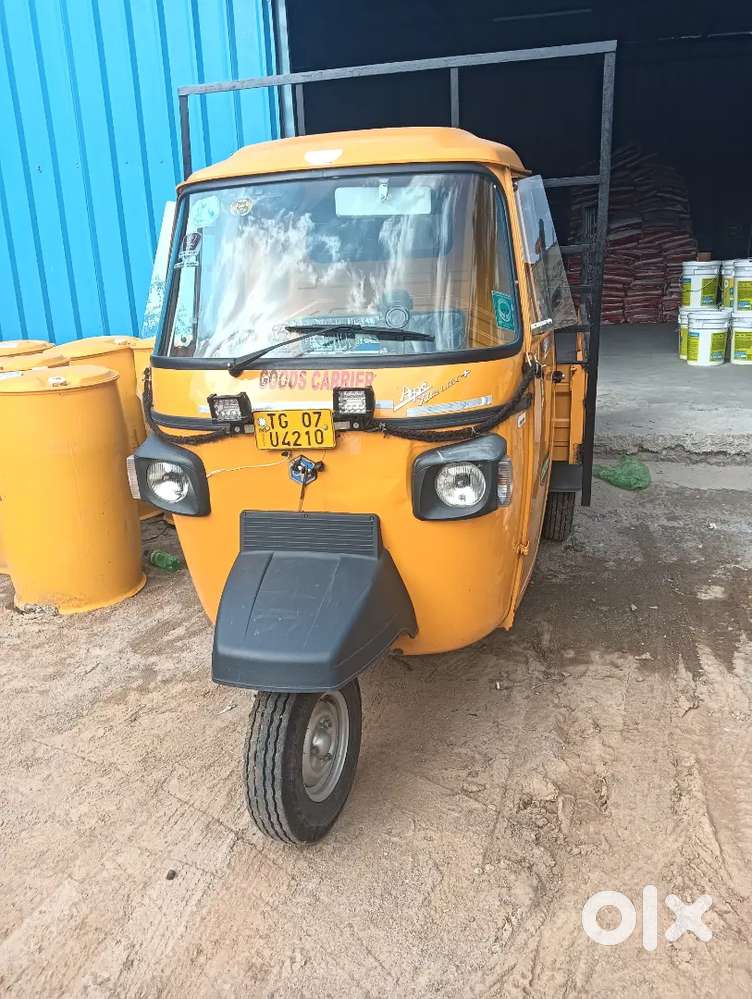 Piago tralia to driver wanted