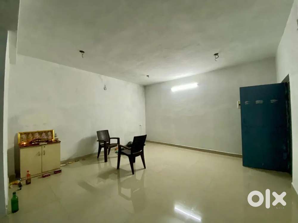 Four sharing Bachelor's room for rent