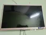 L G tv 24 inch . chalu he Good candisan