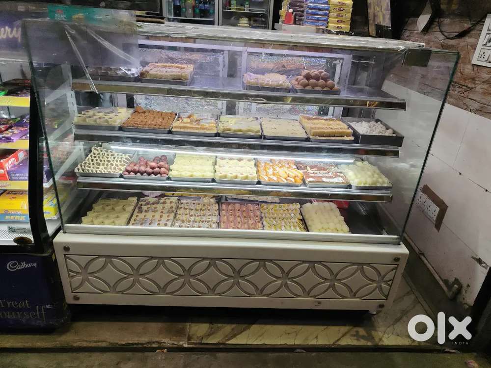 Fridge and Counter sell