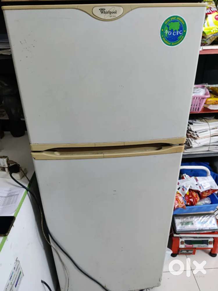 Whirlpool GNF 220X