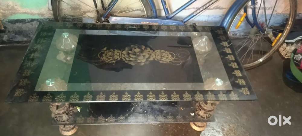 Center table/ tea table