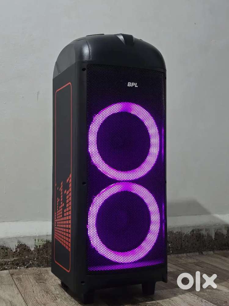 100w partybox clear and loud