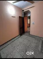 Room Available in Laxmi Nagar.