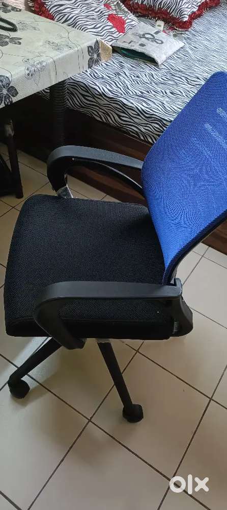 Furniture for stady