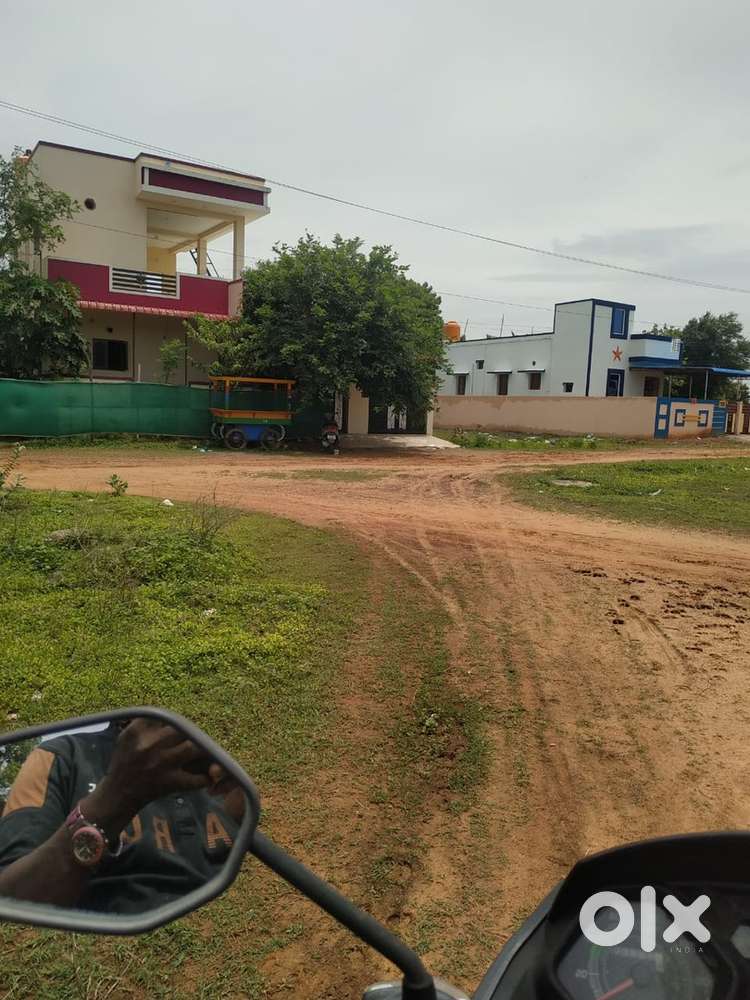 1200 Sq in morai, Residential