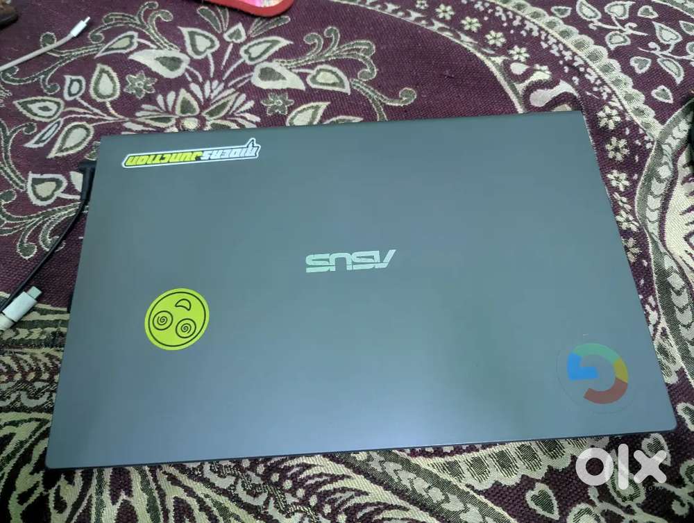 ASUS Vivobook 15