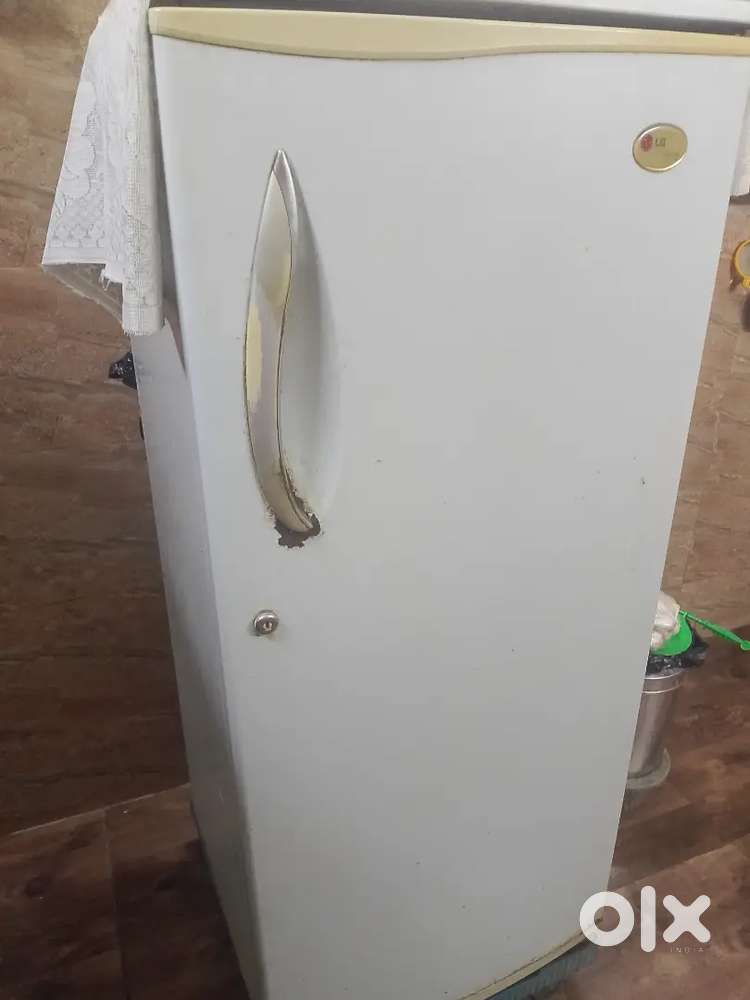 Lg old Fridge