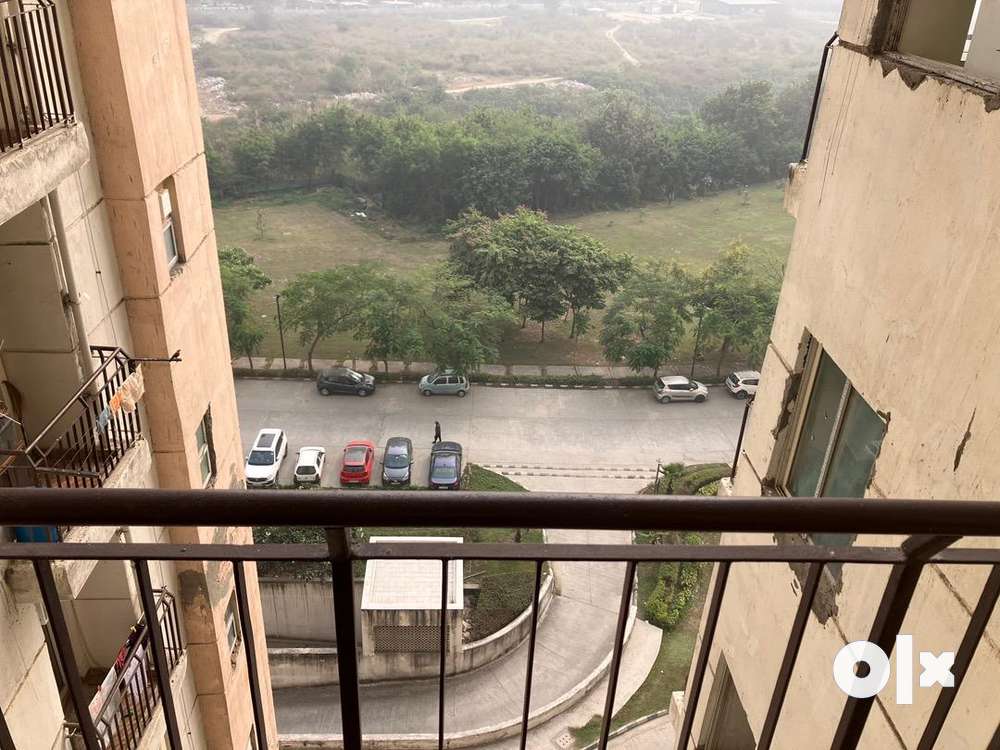 2bhk available for rent in jaypee aman.