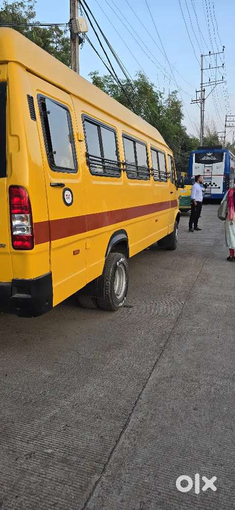 Force Tempo Traveller,Model = 2016,Showroom Vehicle