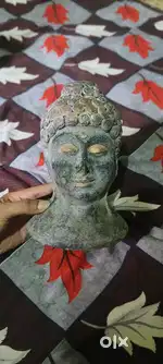 Budhha 800 yrs old statue