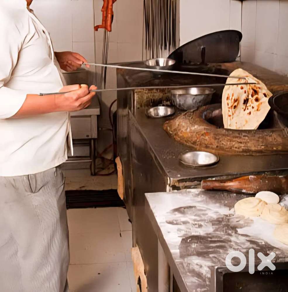 Tanduriya required for Famous Vegetarian Dhaba At Jalandhar.