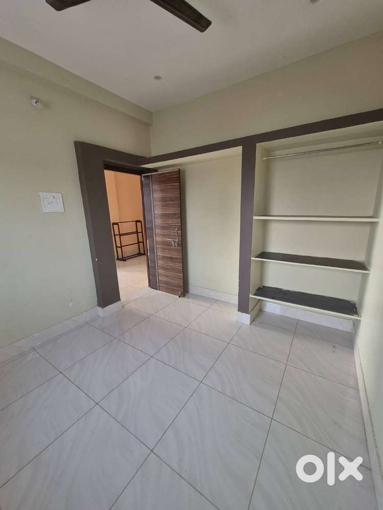 Semi furnished 2 bhk near SKBU