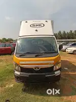 TATA INTRA V10 CONTAINER