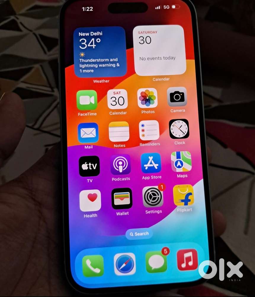 I phone 15 , 128gb 1month old only janune buyr Dm me