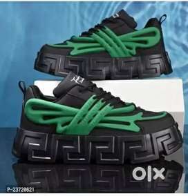 Stylish black mesh running shoes for men
