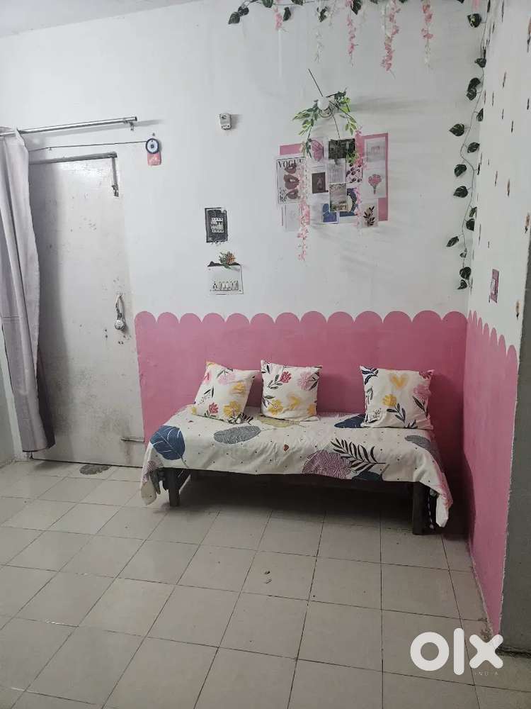 1bhk apartment in sulabh awaas sector 6 need a room partner (female
