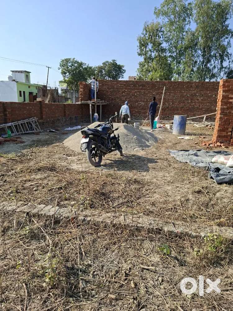 Price 20000/gaj , all size plot available for sale  in selakui