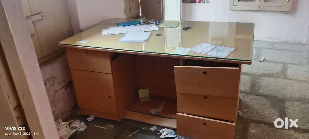 Office table BIG SIZE