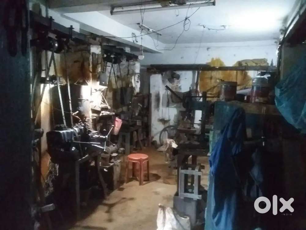 Office/ Godown/ Factory 360 spft space on Salami Rent(99yrs) Baranagar