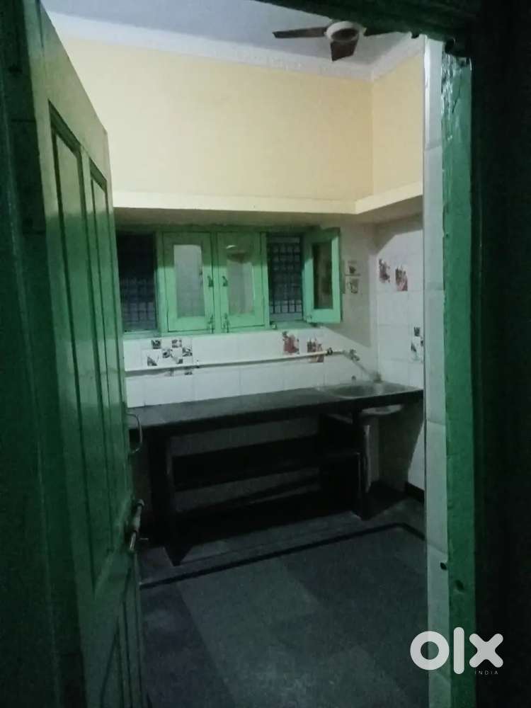 House for rent with full water facility