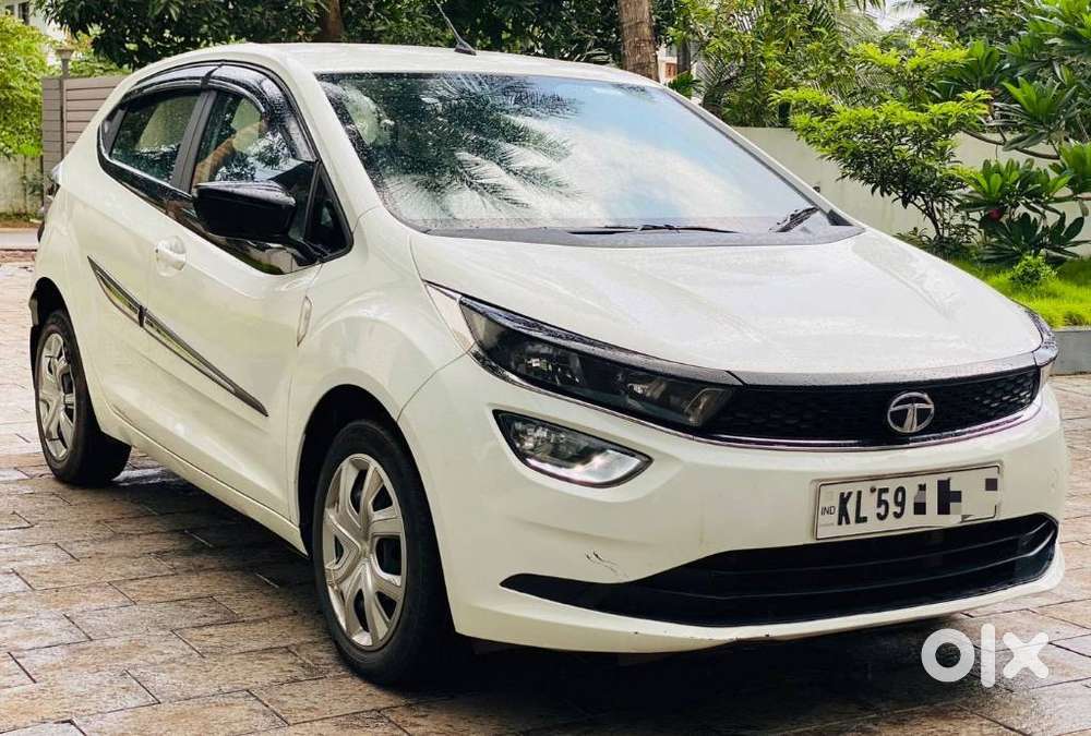 Tata Altroz 1.2 XT, 2021, Petrol