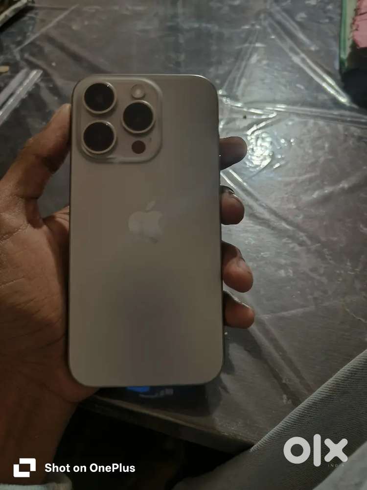 iPhone 15 pro 256 gb