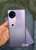 Vivo 40 11 month mobile