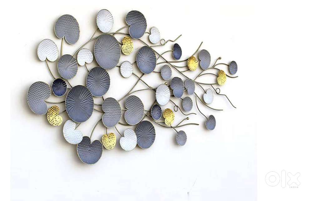 Want to sell unused metal wall decor