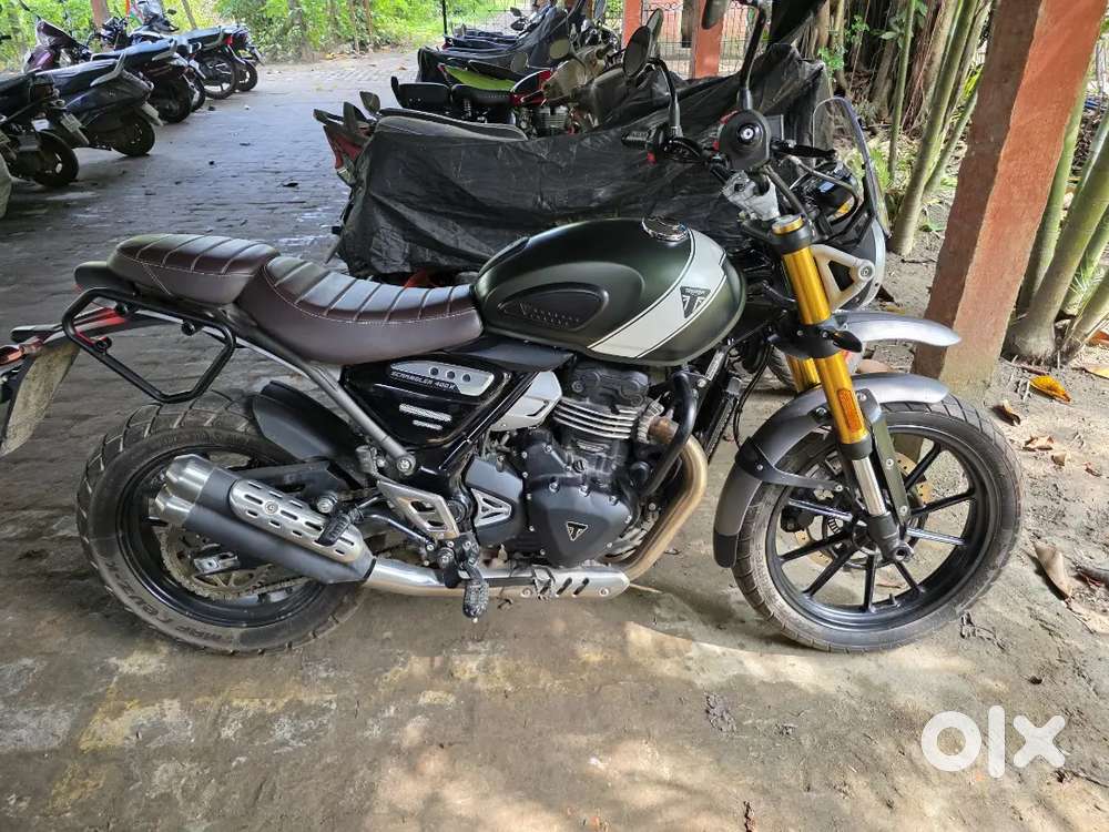 Triumph Scrambler 400 X