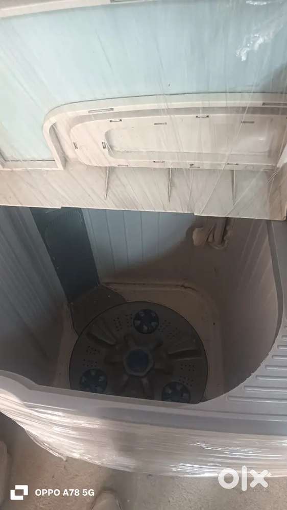 New condition 1 year old samsung 7 kg