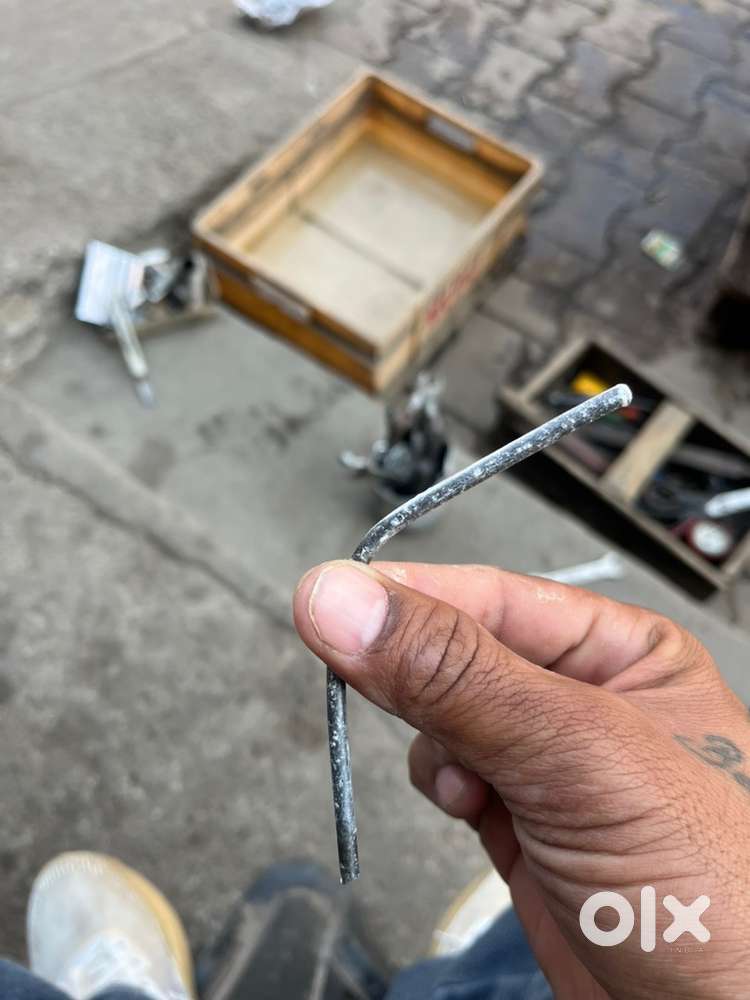 18 feet gali , near main tosham by paas , near dinod road ,