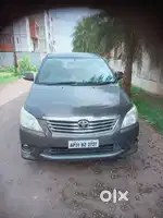 Toyota Innova 2012 Diesel 230000 Km Driven