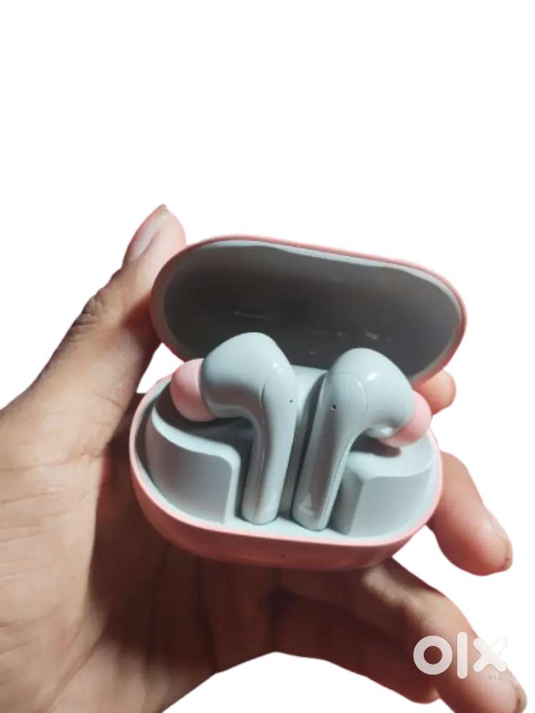 Boat airdopes 155 orginal and fine and new quality..