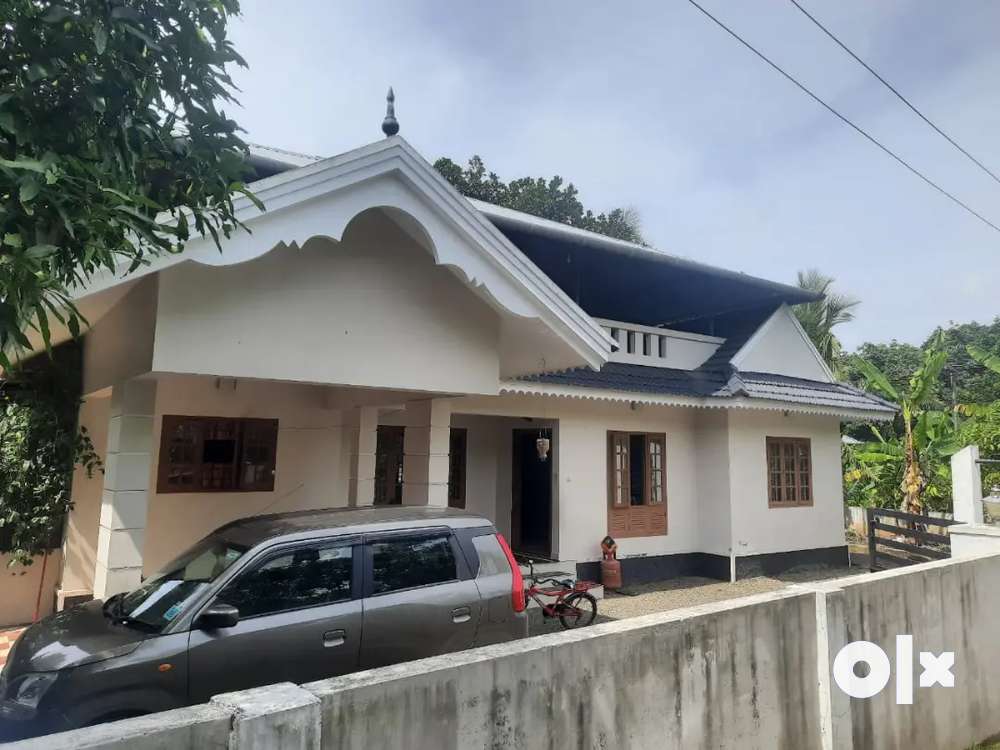 3 bedroom fully furnished house near pala town 20 k& 4 bedroom 25 k