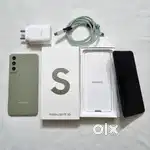 Samsung Galaxy S21 FE 5G (8GB  256GB,Olive)+Charger+ Free Ringke Case