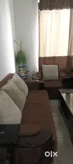5 seter sofa set without table