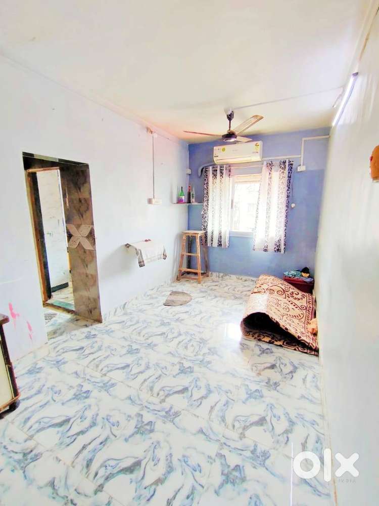 SMALL One BHK FOR RENT SEMI FURNISHED FLAT AVAILABLE.