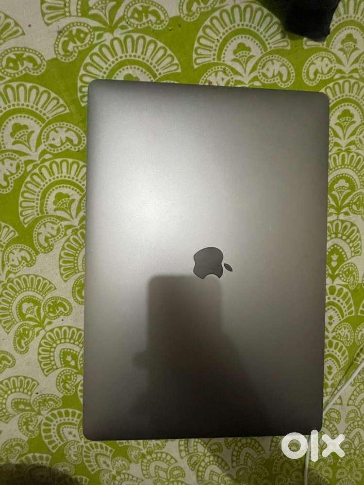 MacBook pro 2019 (touch bar) 15 inch