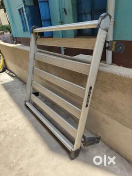 Scorpio Roof Breeze Carrier