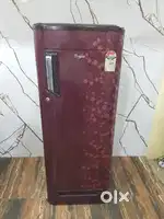 Whirlpool 215ltrs latest flower model wit base single door fridge*/*