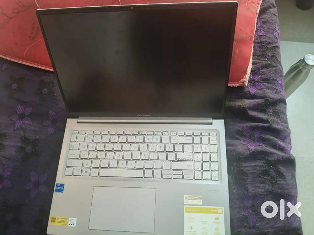 Asus Vivobook 16