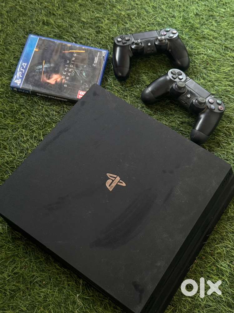 Ps4 pro 1tb with all accessories