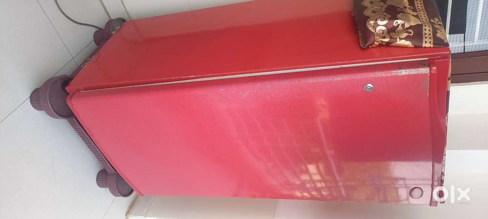 Samsung 180 ltr, old fridge