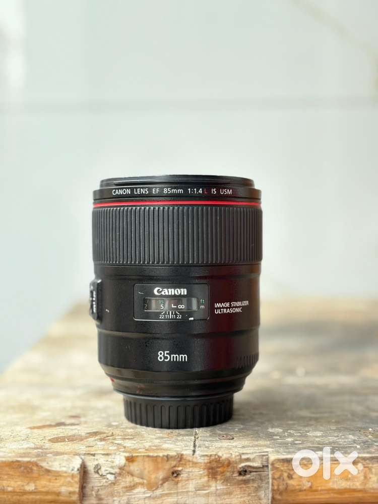 canon 84mm 1.4 lens