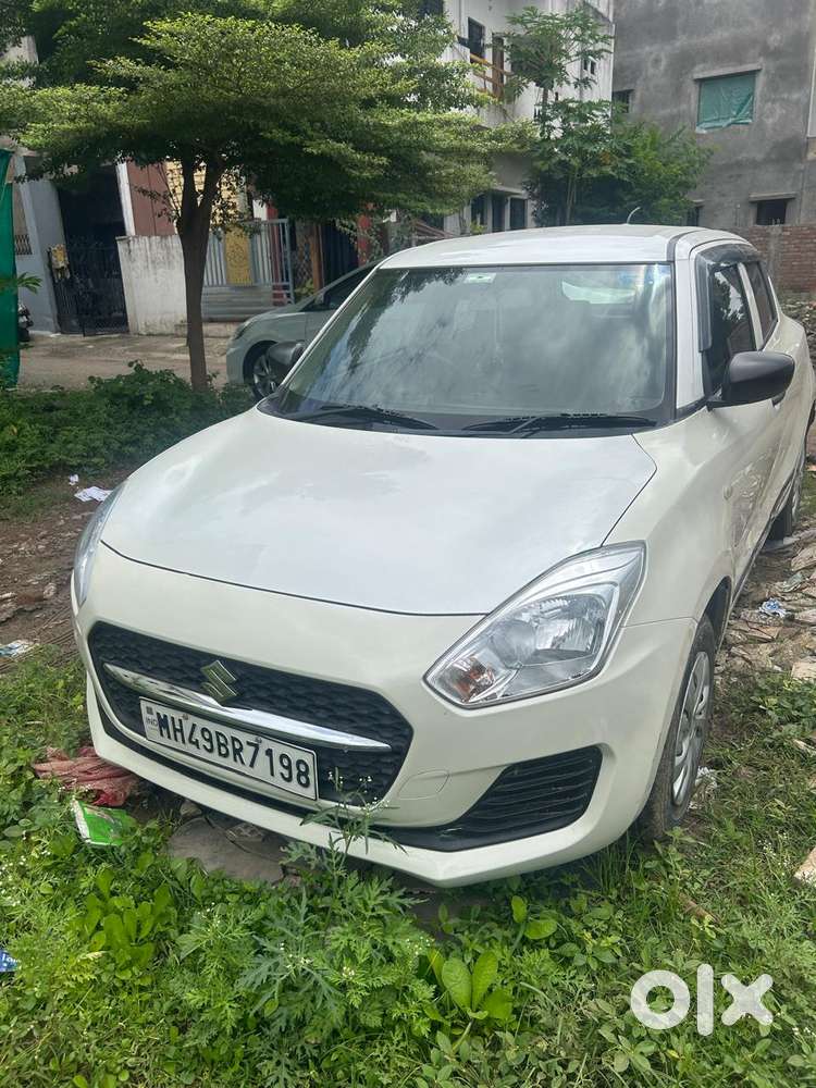 Maruti Suzuki Swift LXI Option, 2022, Petrol