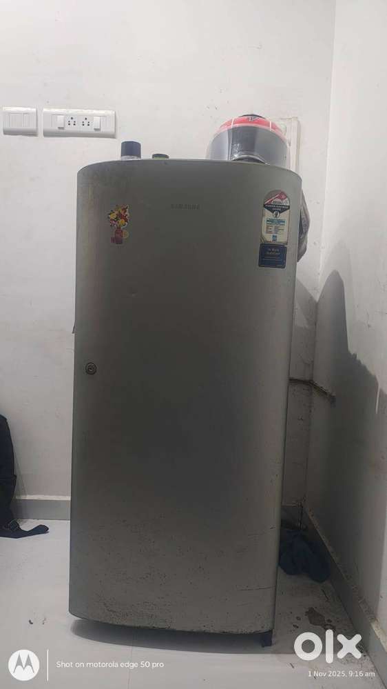 Samsung 2015 - 2016 Inbuild Stabilizer 4 Star 192 Litter Refrigirator