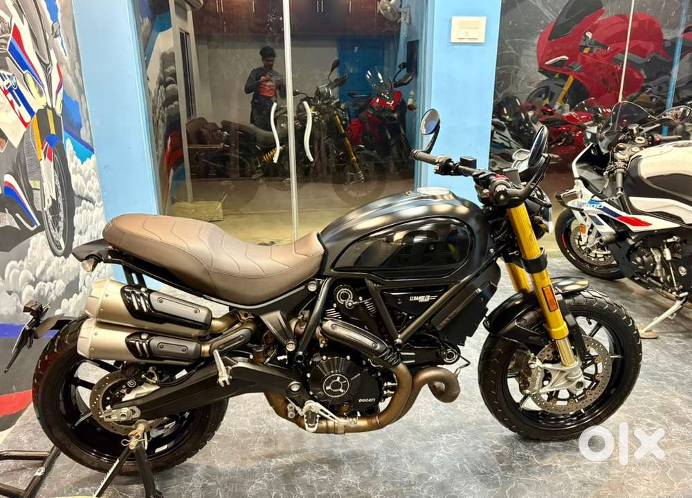 Ducati Scrambler 1100 Dark sport pro